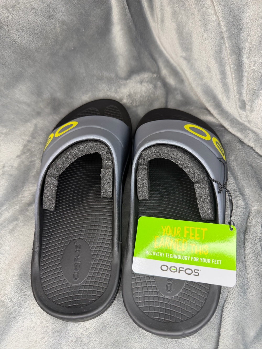 Unisex OOFOS OOAHH Sport Slides - Black/Grey/Yellow - Picture 3 of 4
